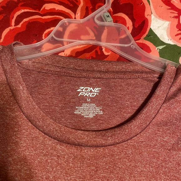 New without tags size medium - Picture 2 of 2